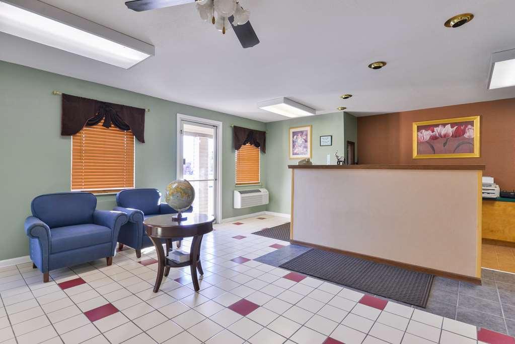 Americas Best Value Inn Of Decatur Interior foto