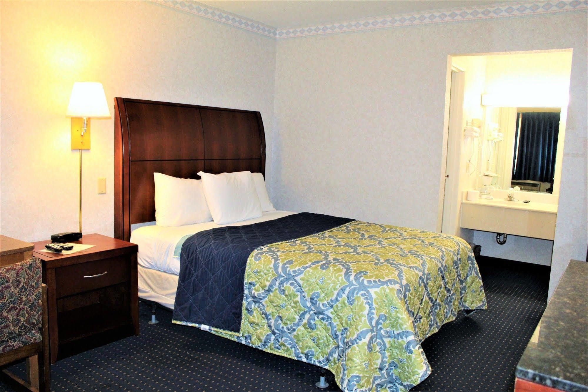 Americas Best Value Inn Of Decatur Exterior foto